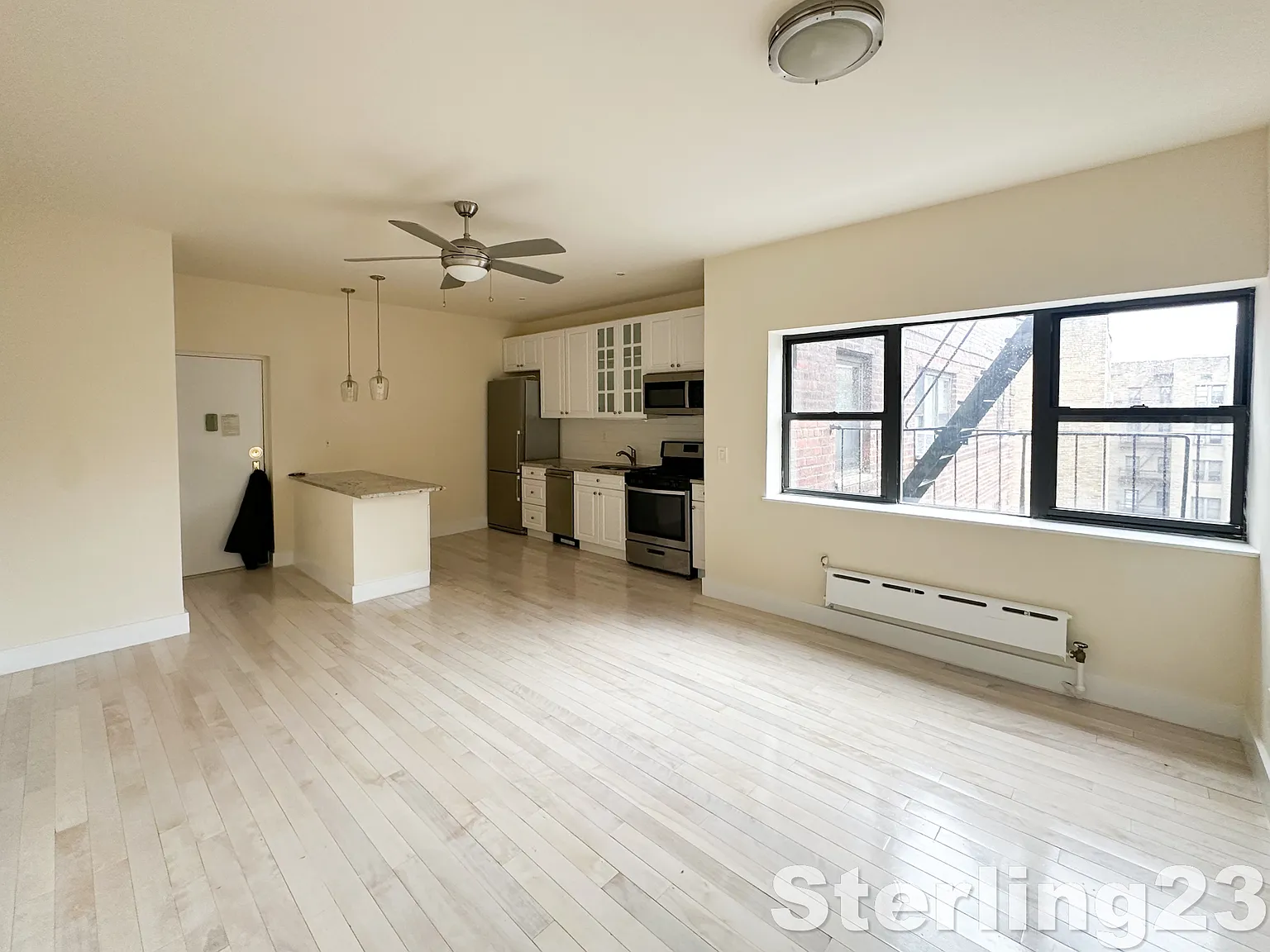 210 Brighton 15th St — Photo 4