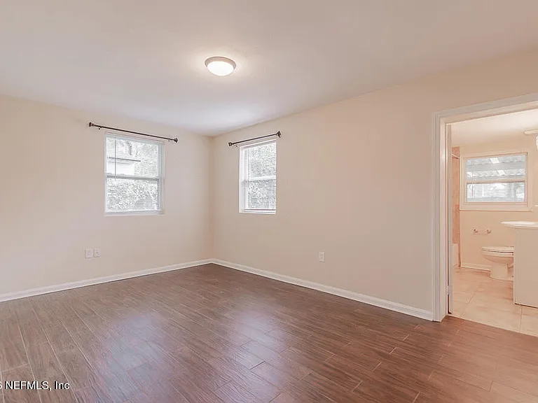 848 Glynlea Rd — Photo 15