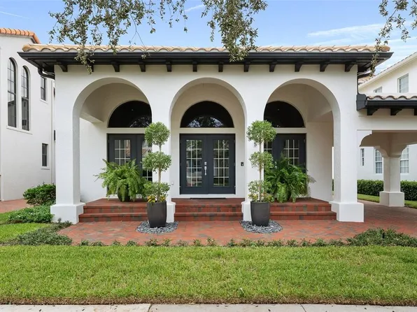 6125 Yeats Manor Dr, Tampa, FL 33616