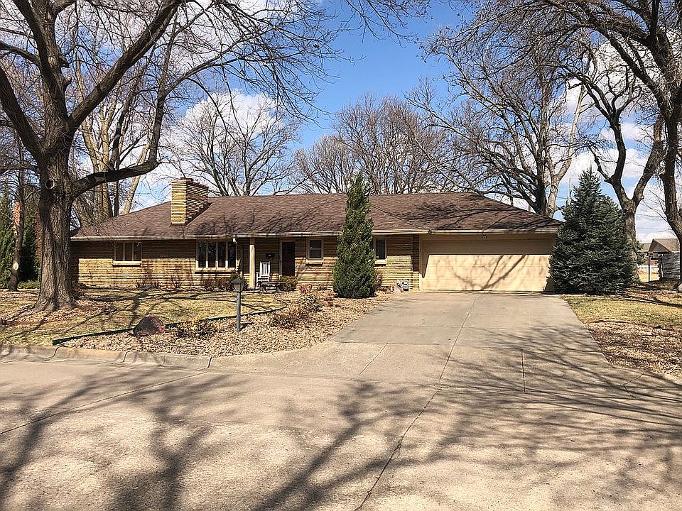1st image of 112 Highland Dr