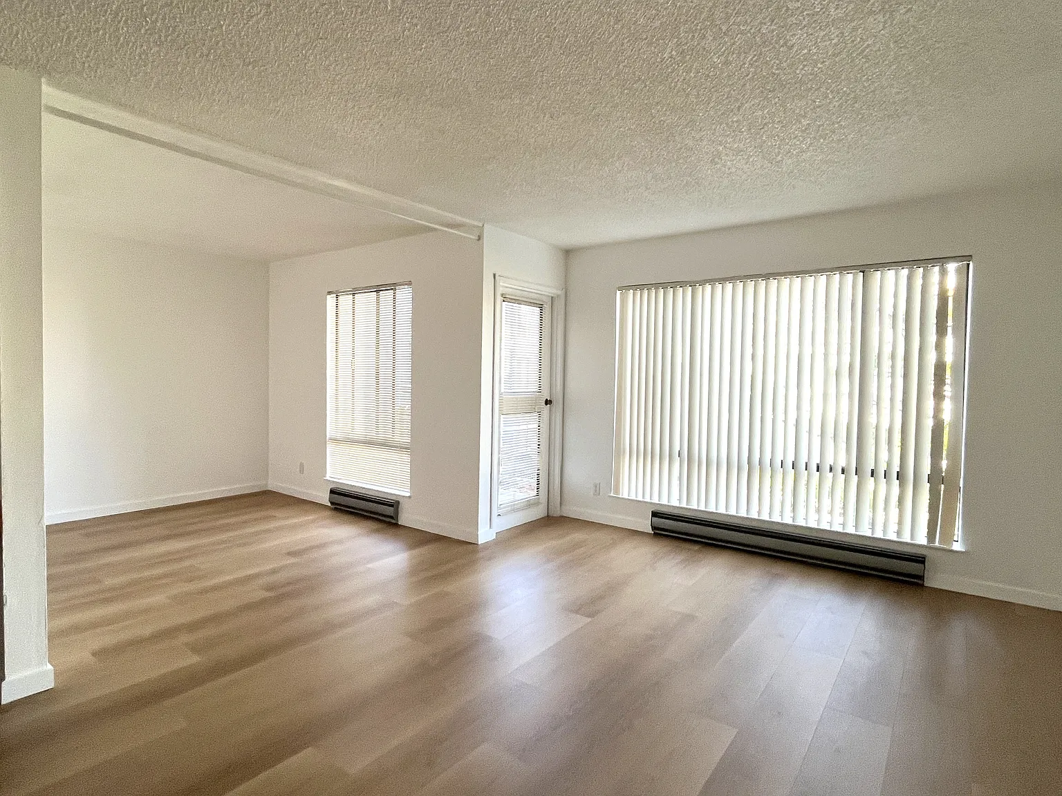 Studio, 432 sqft, $2,150 — Photo 3