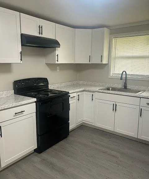 1205 Ethel St — Photo 2