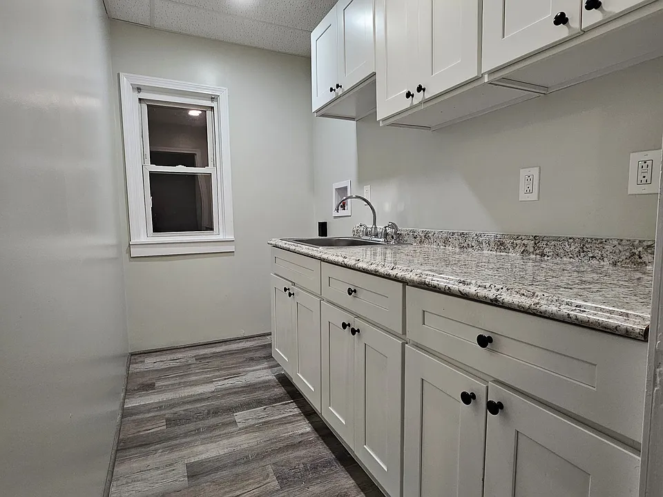 34 Alder St #2