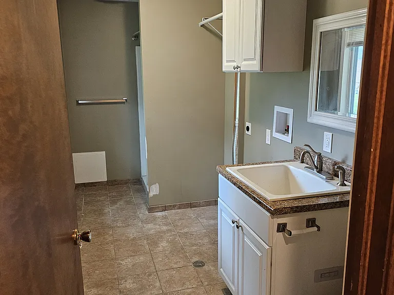 3162 N Prosser Ave — Photo 3