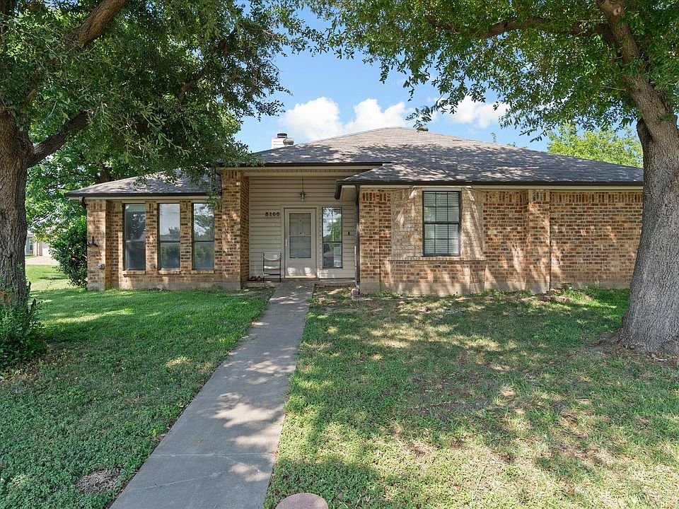 1st image of 3100 Shady Wood Ct