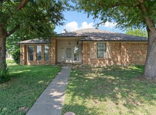 3100 Shady Wood Ct, Mesquite, TX 75150