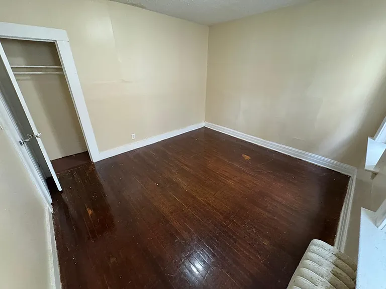 56 Norton St #302A — Photo 3