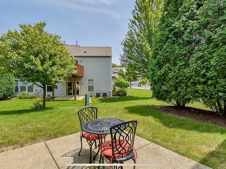 3180 Bromley Ln — Photo 12