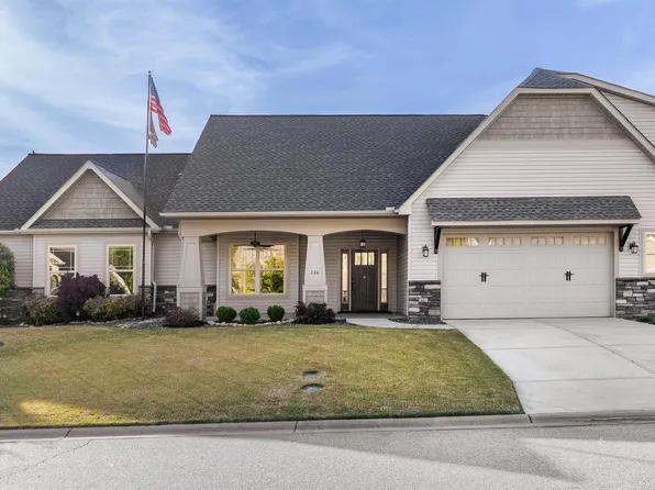 226 Brenleigh Ct, Simpsonville, SC 29680