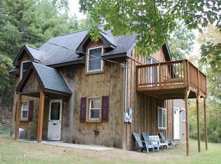 404 Prairie Ln, East Stroudsburg, PA 18302