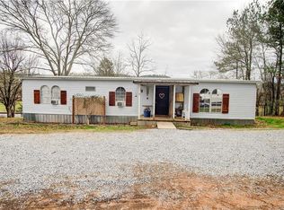 518 Pinhook Rd SE, Fairmount, GA 30139