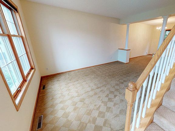 5th image of 10167 Bridgewater Ct