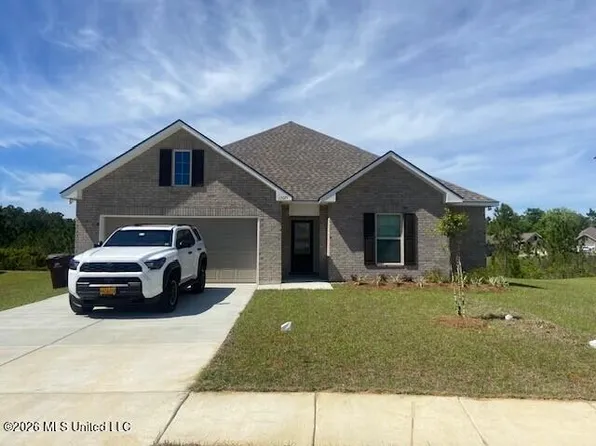 15071 Stockridge Dr, Gulfport, MS 39503
