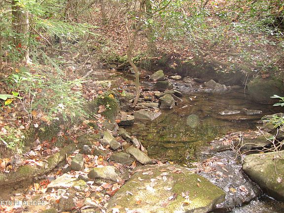 3rd image of Street Place Loop