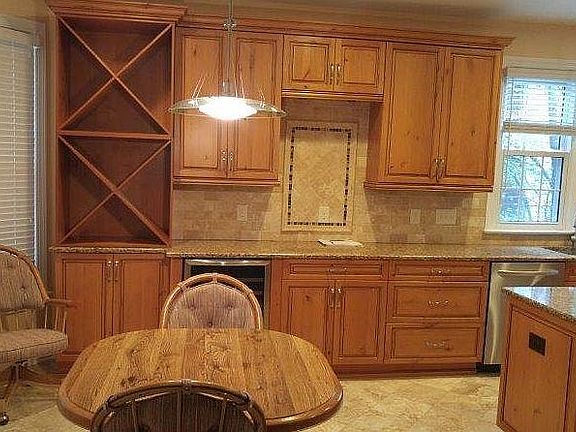 3rd image of 5119 Oakbrook Dr