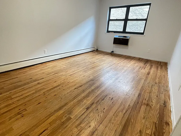 41-22 Parsons Blvd #3 — Photo 4