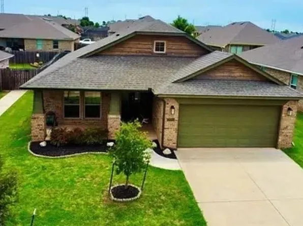 6107 Platinum Dr, Stillwater, OK 74075