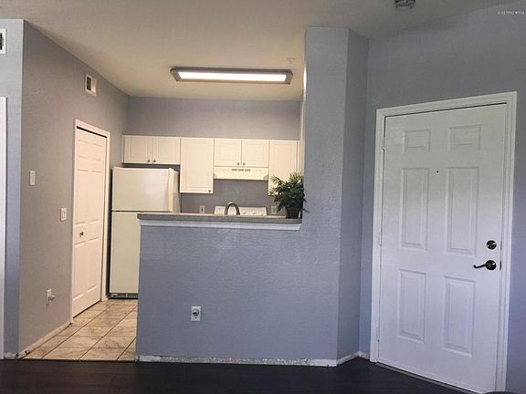 5th image of 5683 Star Rush Dr APT 103
