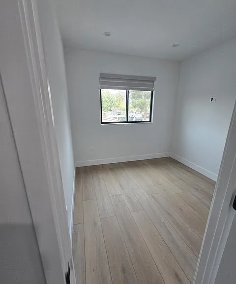 8613 Oakdale Ave — Photo 12