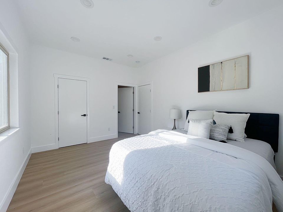 1st image of 36 Fox Ave #1