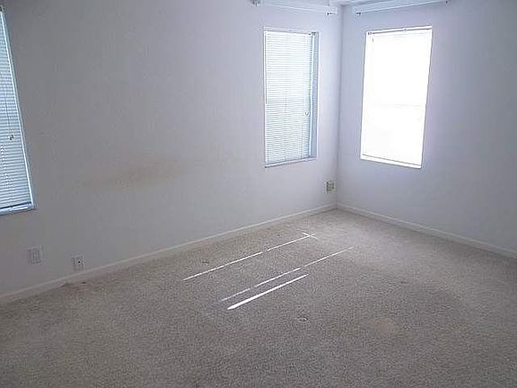 4th image of 1917 Sunflower Cir
