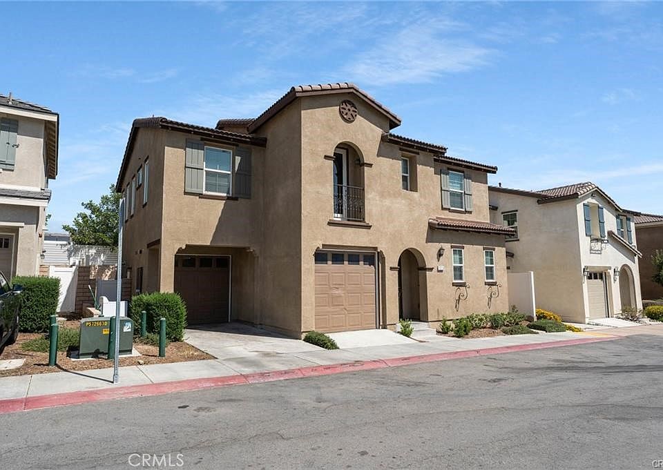 1st image of 1516 Cantabria Pl