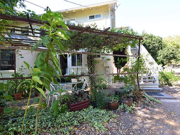 2nd image of 19410 Old Winery Rd #C