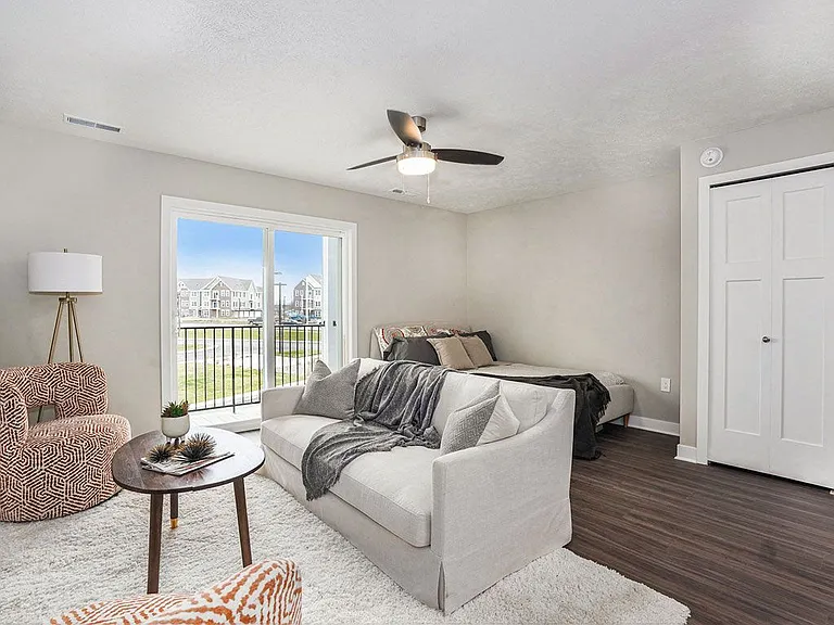 Meadowbrooke Apartment Homes — Photo 148