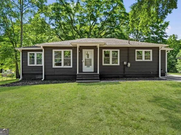 559 Morningside Dr, Lawrenceville, GA 30043