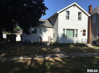 1506 4th St, Fulton, IL 61252