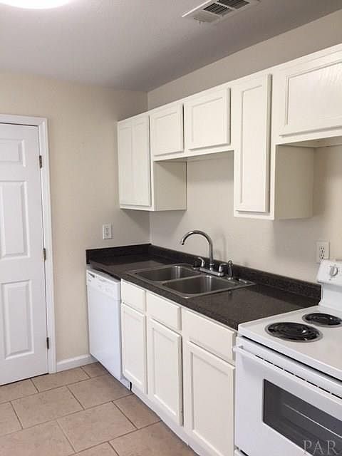 2nd image of 331 Frisco Rd