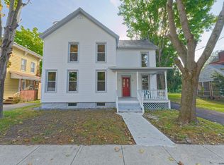 90 Pleasant Ave, Schaghticoke, NY 12154