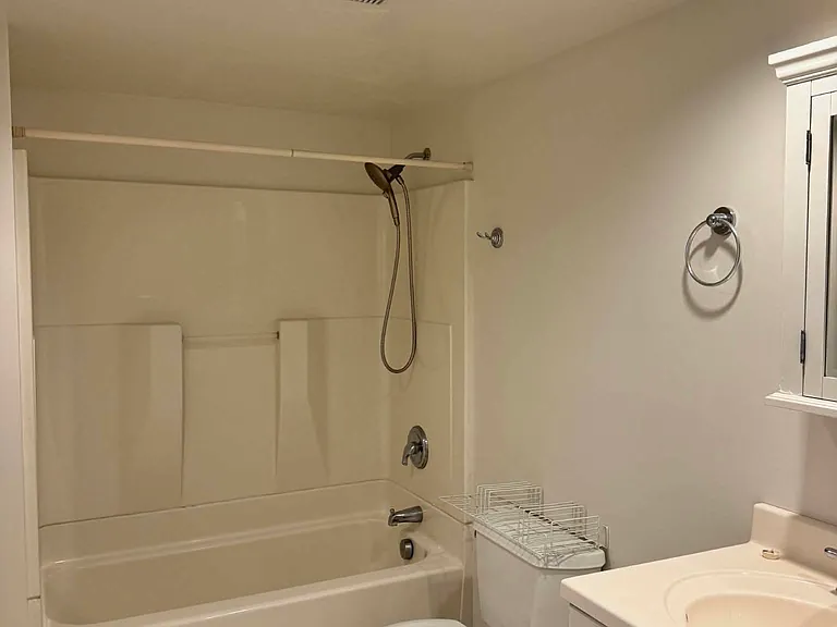 Bathtub and double sink