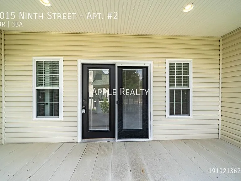 1015 9th St #2 — Photo 26