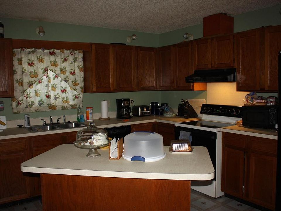 2nd image of 482 San Clementi Dr