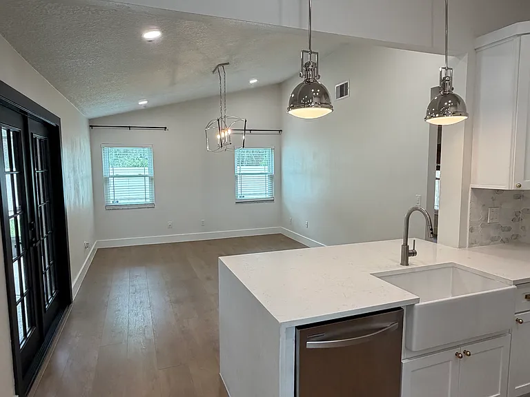 10769 Oak Glen Cir — Photo 14