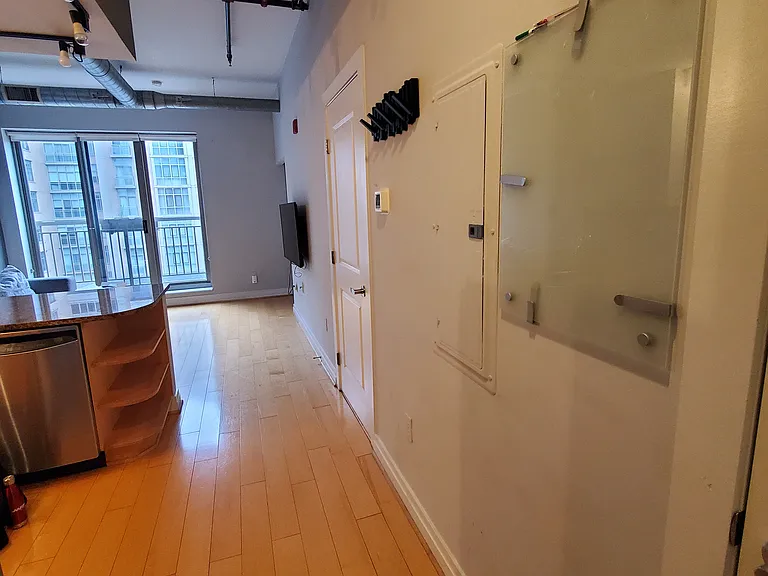 301 Massachusetts Ave NW #706 — Photo 2