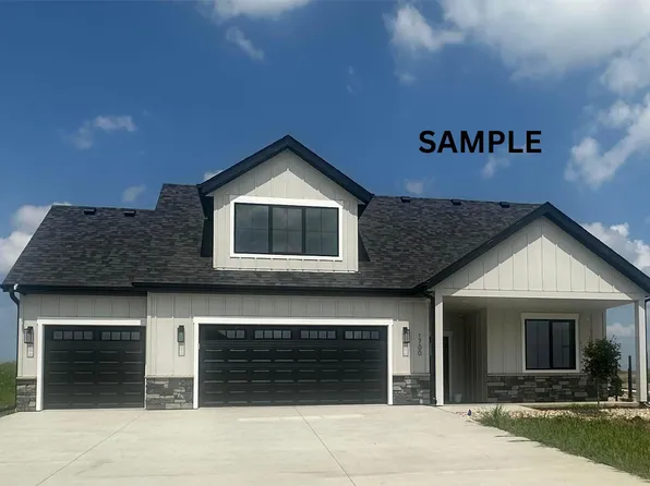 1657 N Rosemary Ave, Sioux Falls, SD 57110