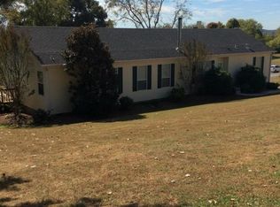 6900 Charlotte Dr, Knoxville, TN 37924