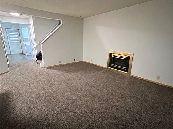 3rd image of 99 N Martinwood Rd NE