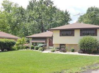 10606 S Plahm Ct, Worth, IL