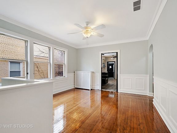 4th image of 6648 N Fairfield Ave