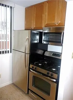 Rented by Mazzeo Real Estate | media 31