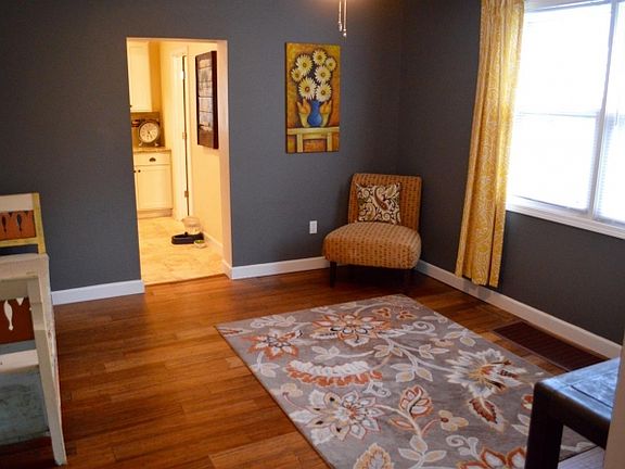 5th image of 506 College Ave
