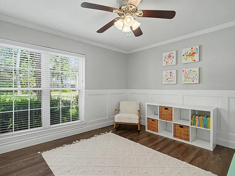 726 Thistlewood Dr — Photo 13