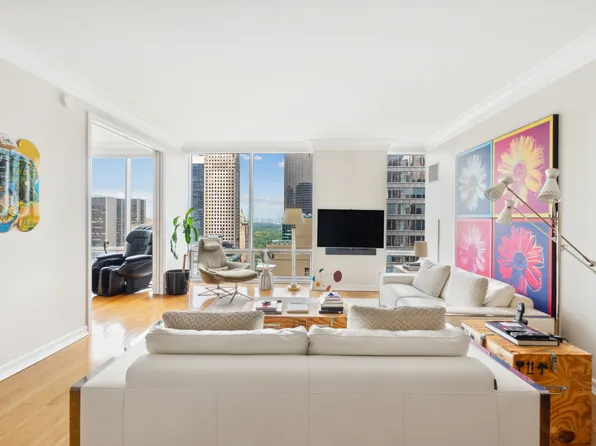 641 5th Avenue 27C image 3 of 11