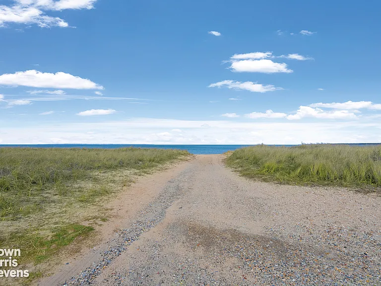 9 Devon Landing Dr — Photo 17