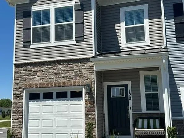 120 Pomo Ln, Winchester, VA 22602