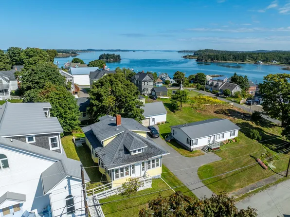 21 School Street, Lubec, ME 04652