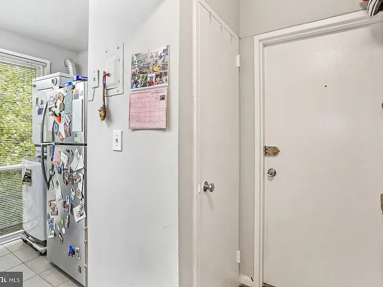 158 G St SW #147 — Photo 16